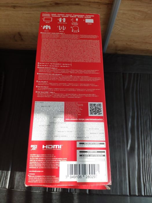 Конзола Nintendo Switch OLED
Цени :
Rabidds - 40 лв.
Spyro - 50 лв. 
T