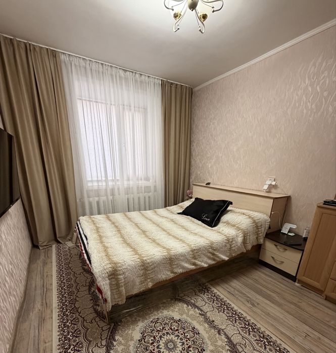 Кровать с матрасом