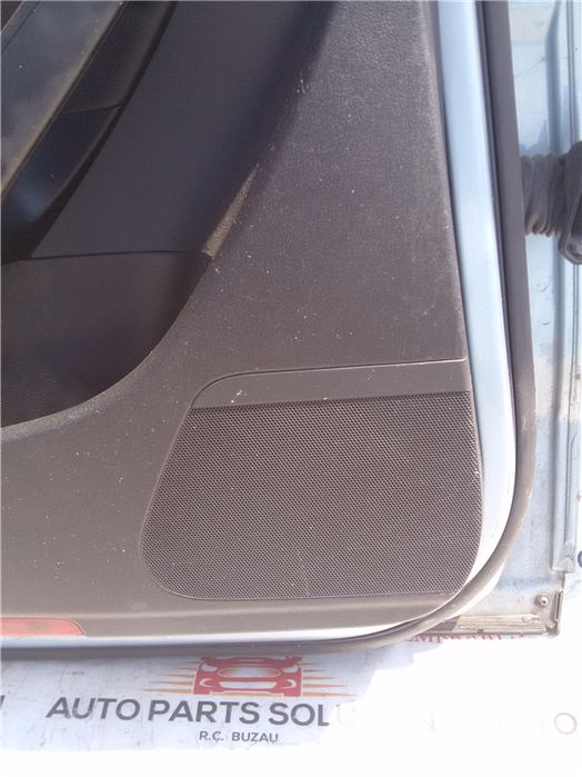 Boxa usa stanga spate vw passat b 6 2.0 tdi an fabr. 2010