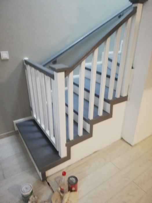 Scări interioare lemn masiv