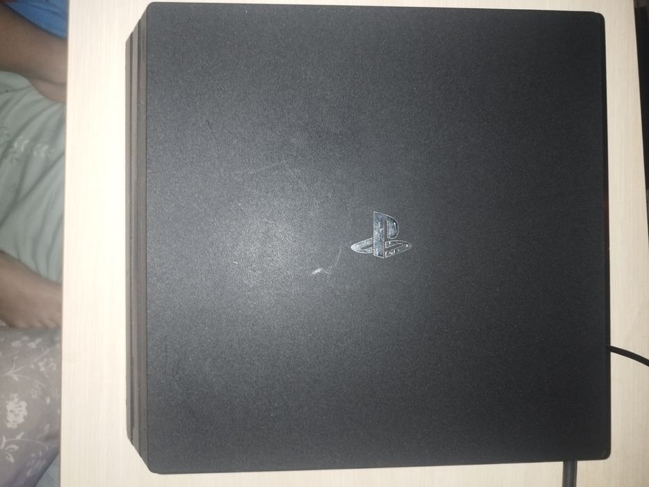 Pa 4 pro 1 controler gta5 și cablurile