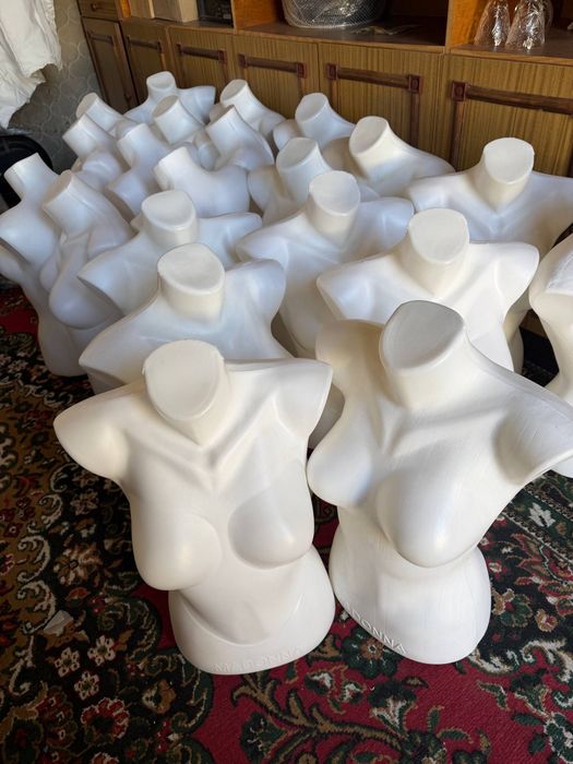 Maniken srochno sotiladi. 20 dona ayollar manikeni optom narxda sotila