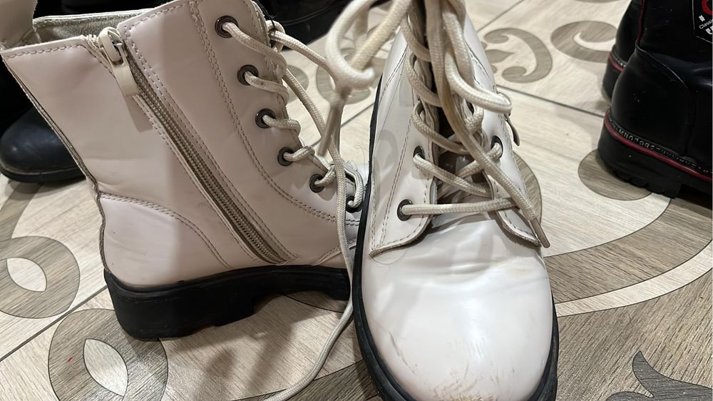 Сапожки осенние для девочки