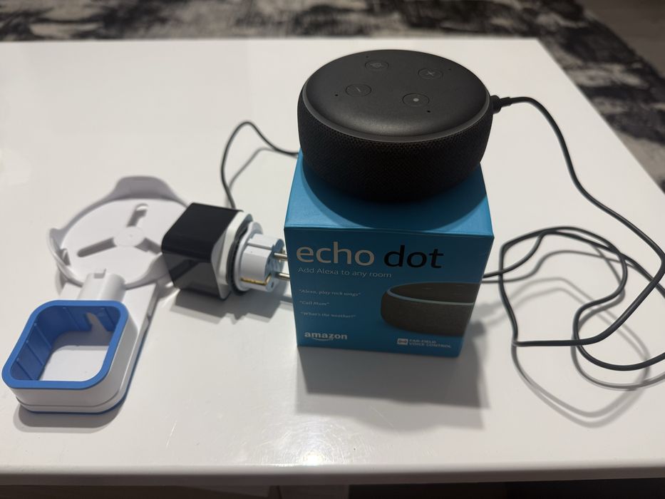 Boxe Amazon Echo Dot