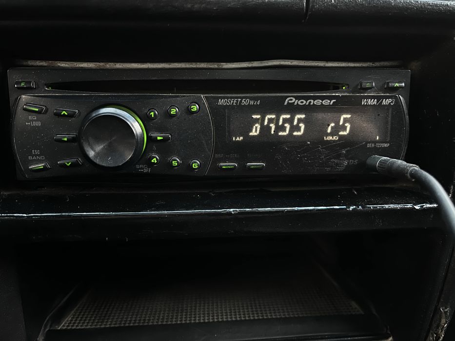 Pioneer DEH-1220MP