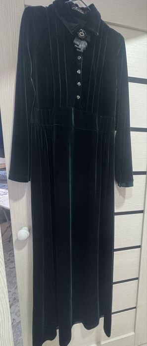 Нарядное платье