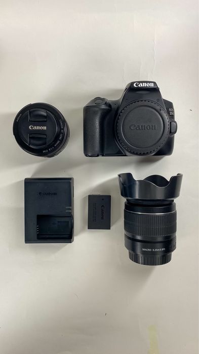 Фотоаппарат Canon 250D EOS