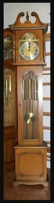 Ceas pendula de podea... lemn de nuc bronzuit