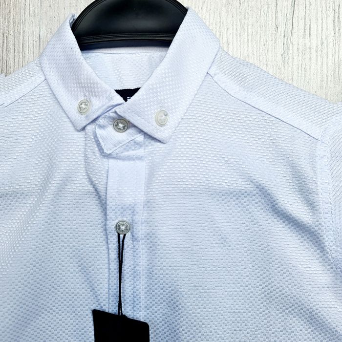 Продам белые рубашки