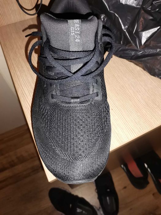 Маратонки Brooks