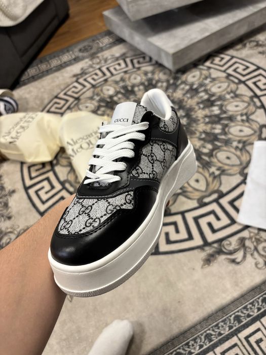 Adidasi Gucci alb cu negru