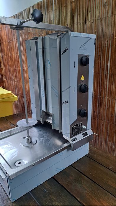 Aparat shaorma pe gaz – 3 arzătoare – COMPLET NOU!