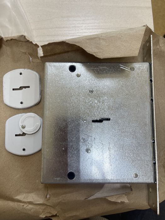 Замок сувальдный врезной