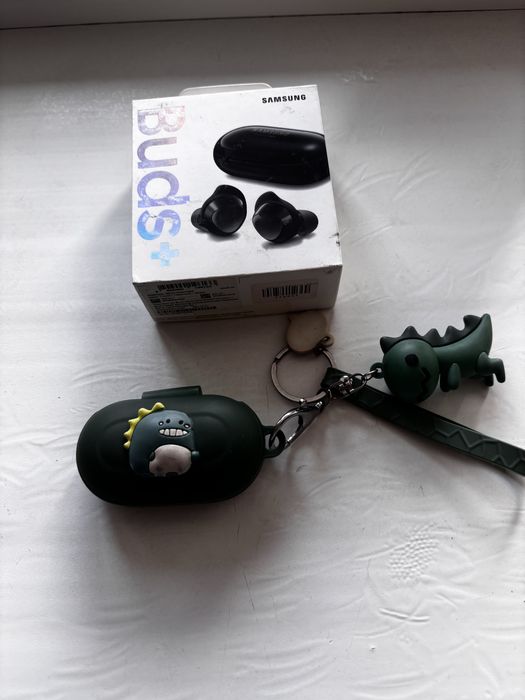 Продам наушники Samsung Galaxy Buds +
