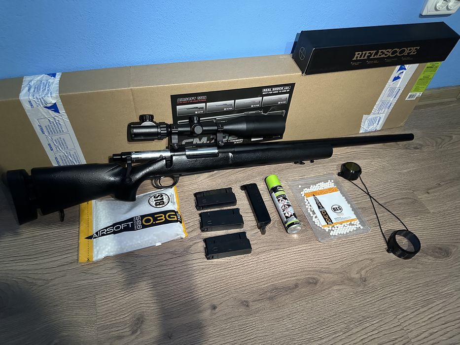 Sniper airsoft CYMA CM.702 + lunetă profesională 3–9x50