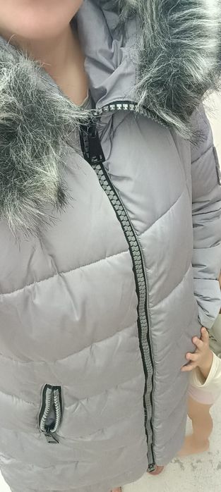 СРОЧНО ПРОДАМ куртку!!!Серый пуховик!!!