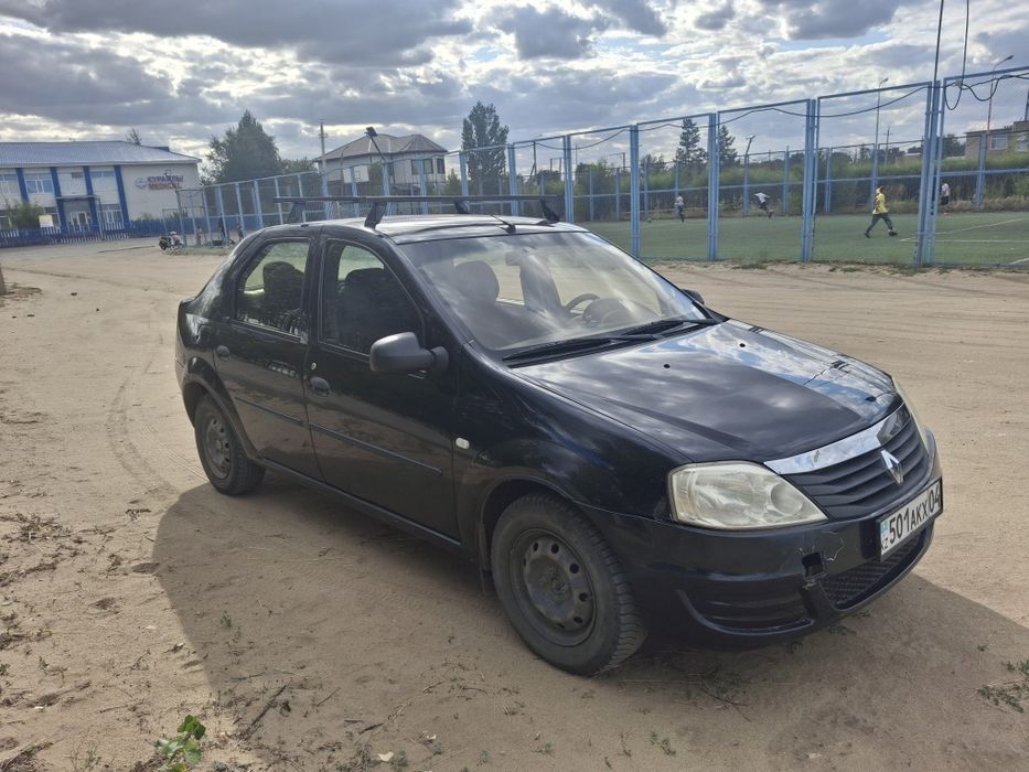 Продам рено логан 2012г об1.6 8кл