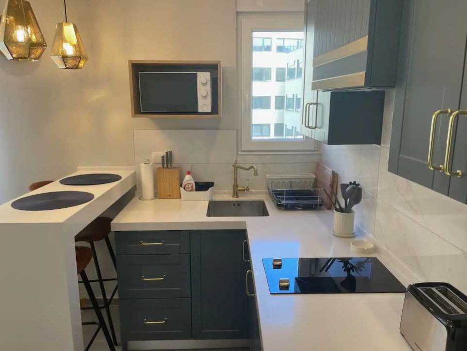 Дава се под наем Двустаен апартамент в Пловдив, Остромила - 73 кв.м за 290.7 € - Снимка #2