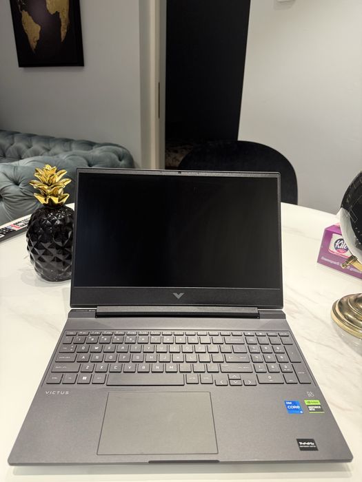 Laptop Gaming HP Victus i5-12500H / 16GB / 6GB video / SSD – Foarte rapid