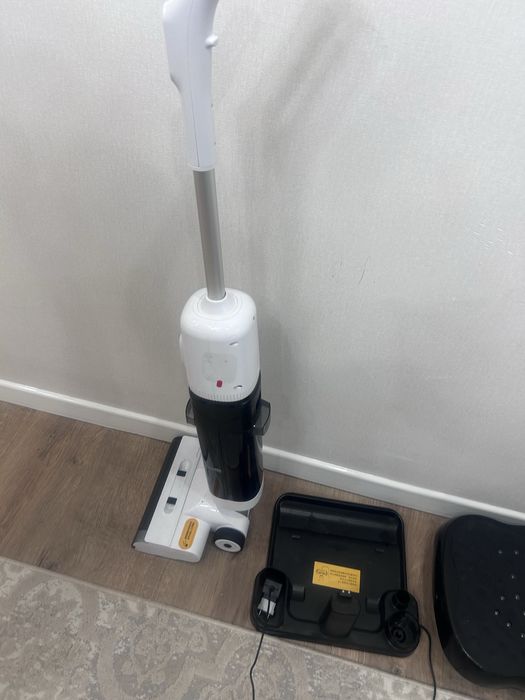 Моющи пылесос продается