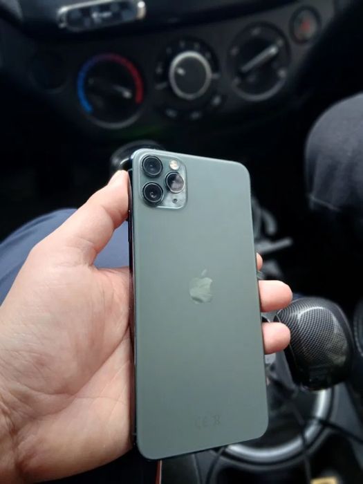 Продаётся Iphone 11 Pro Max 64gb Green в идеальном состаяние