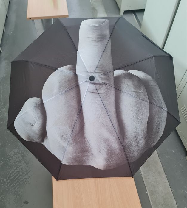 Umbrelă deosebită