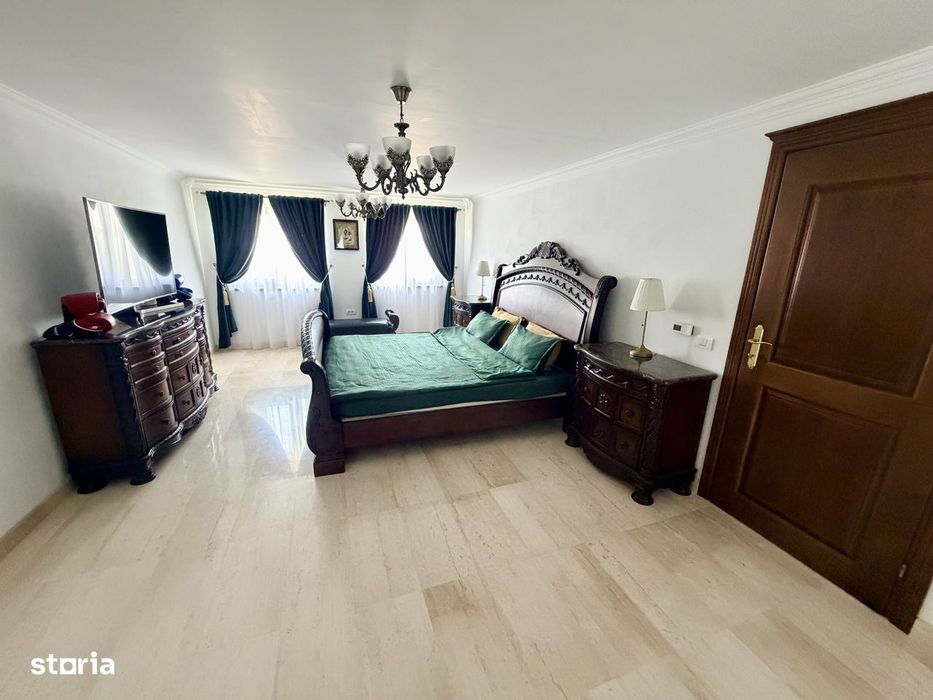 Vila de lux cu piscina