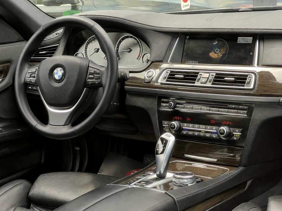 BMW Seria 7