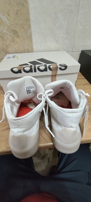 Tenesii Adidas ZNSORED HI LIFESTYLE, originali, nr 44(45) SH