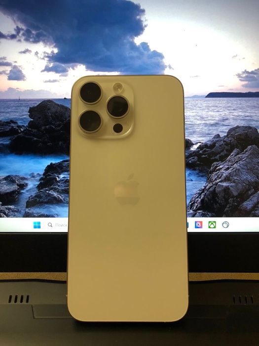 Продаю Iphone 15 pro max