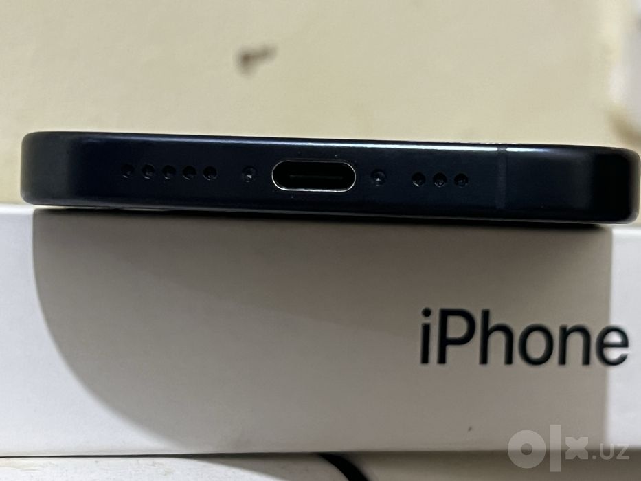 Iphone 15 pro  цвет Темный синый  (128GB)