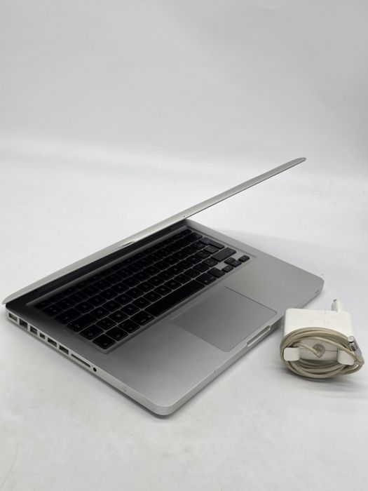 Laptop Apple MacBook Pro 13, Intel Core i5, 8GB DDR3, SSD 256GB