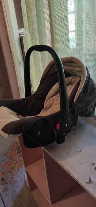 Детское Автокресло . И так же переноска