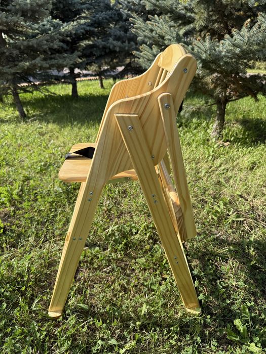 Продам детский стульчик для кормления из дерева