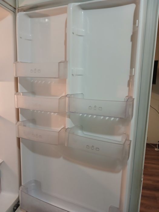 Продам холодильник LG