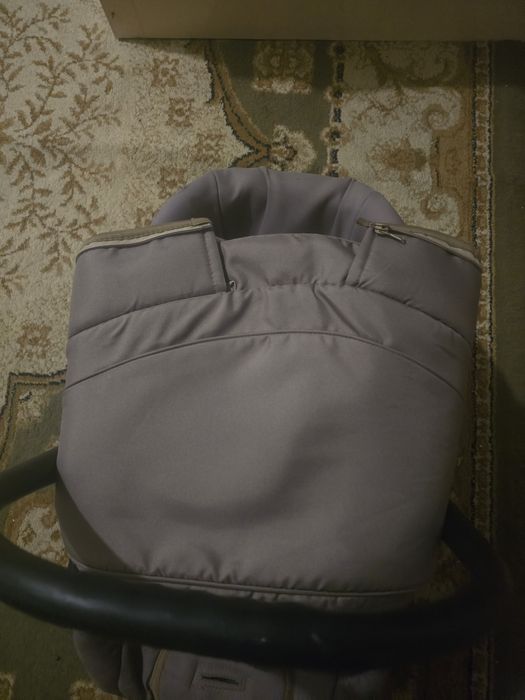 Продам автокресло