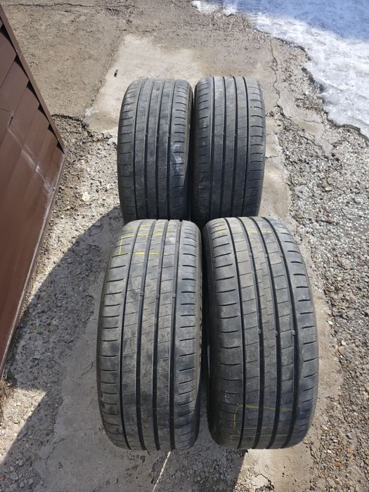 235/45 R18 DUNLOP
