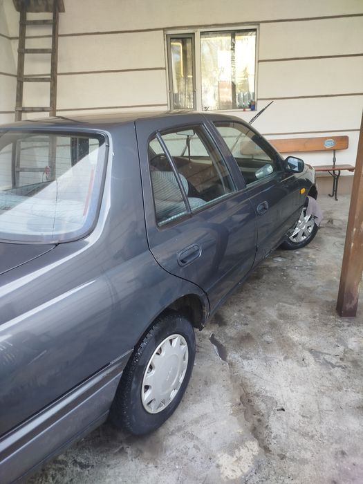 Продам Ниссан сани