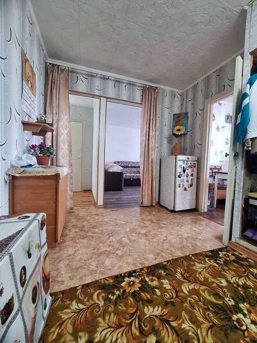 продам  2 ком квартиру Центр