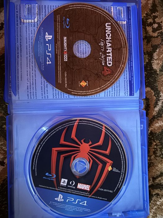 PlayStation 4 slim черная