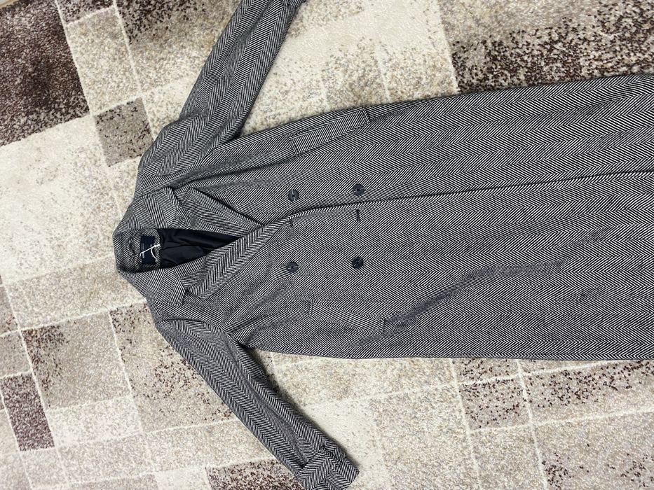 Пальто 44-46 размер 5000тыс