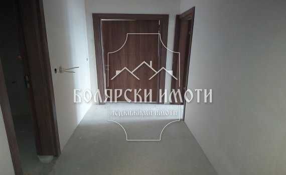 Продава се Тристаен апартамент в Велико Търново, Център - 108 кв.м за 1065 €/кв.м - Снимка #4