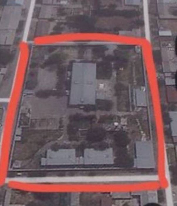 Йер сотилади Кадастр бор