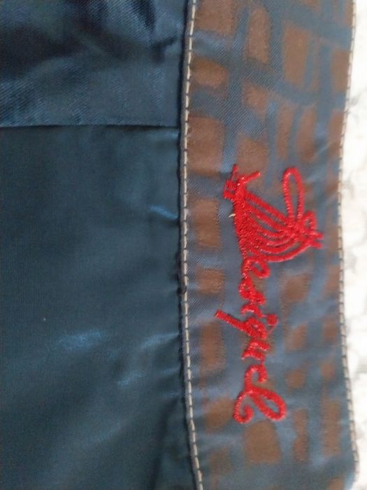 Fusta"Desigual" eleganta .