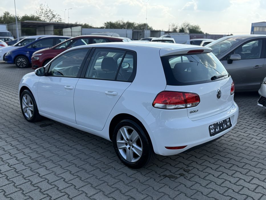 VOLKSWAGEN Golf 2012 — imagine 4