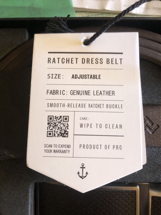 Луксозен чисто нов сет колан и ключодържател