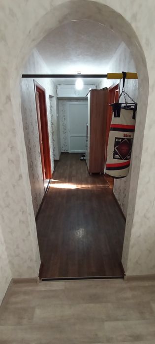 Продам 4-х комнатную квартиру