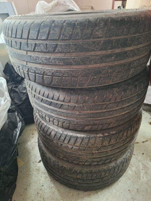 Гуми летни 4 бр 205 55 16