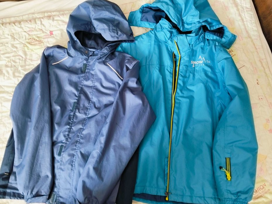 Продам куртки на мальчика