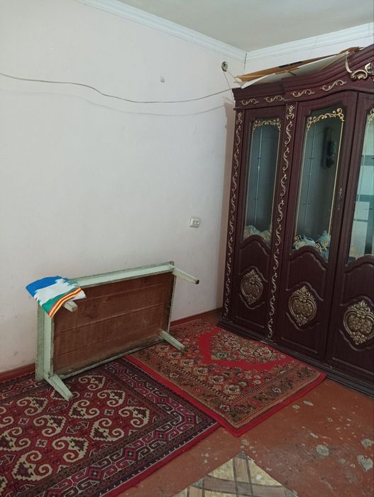 Xovli sotiladi 10sotih katta koʻchada Biznes un joy